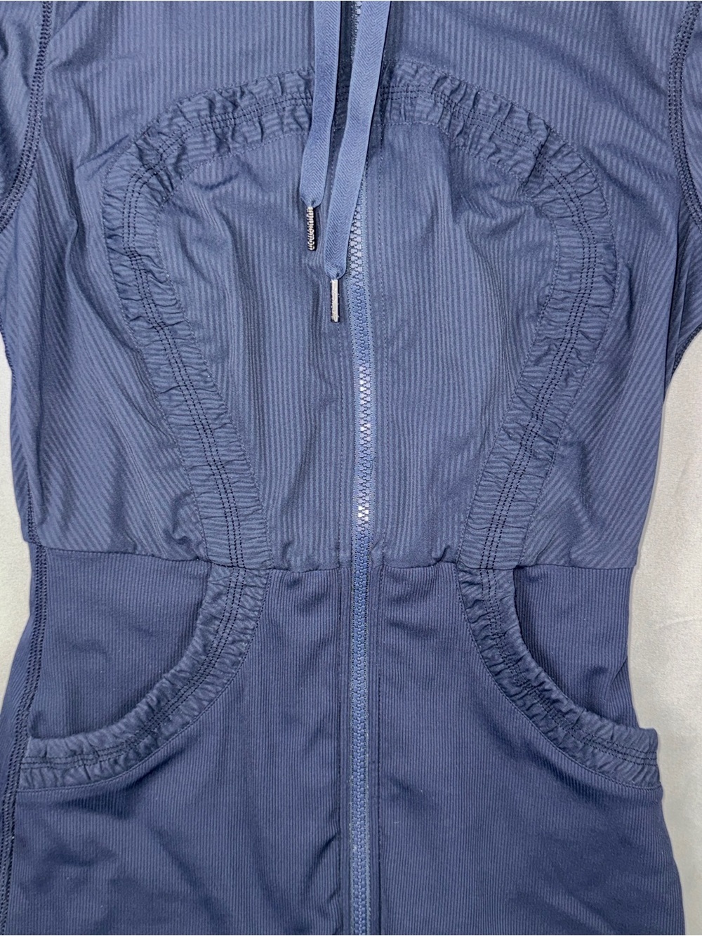 Lululemon Shaped Expression Hoodie Jacket Midnight Navy Ruched Size 6 - Picture 5 of 8